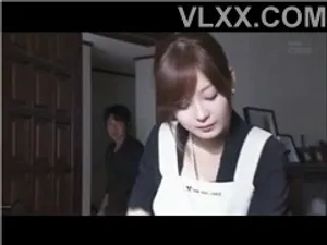 ông xã đi công việc, vợ ở nhà bị anh rể cưỡng hiếp